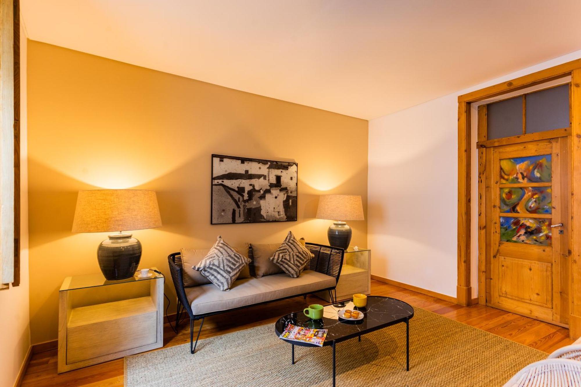 Apartment Bairro Alto Superior Two Bedroom By Les Deux Mariettes Lissabon